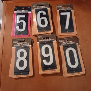 REFLECTIVE METAL MAILBOX / HOUSE NUMBERS